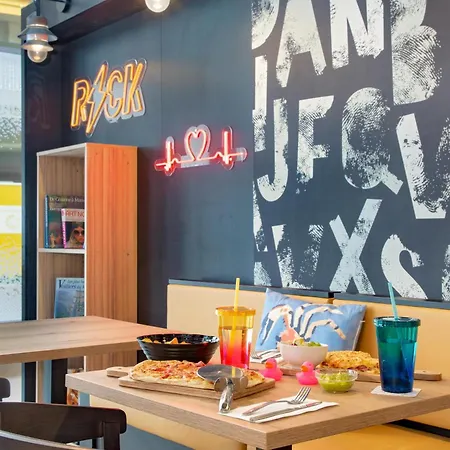 Hotel Moxy