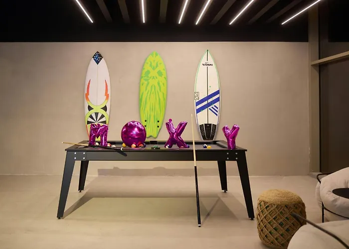 Moxy Hotel