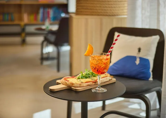 Moxy Hotel