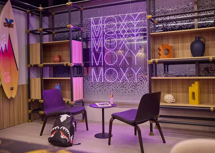 Moxy Nicea