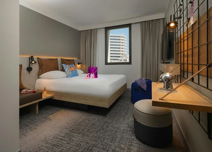 Hotel Moxy 3*